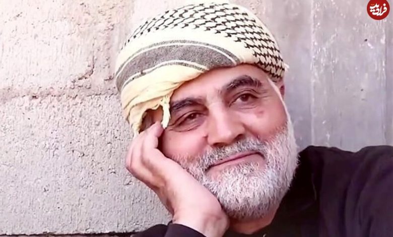 عکس؛ سفر به تاریخ؛ چهرۀ خندان «حاج قاسم، حاج همت و محسن رضایی» در جبهه عکس؛ سفر به تاریخ؛ چهرۀ خندان «حاج قاسم، حاج همت و محسن رضایی» در جبهه