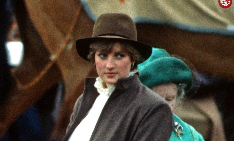 عکس؛ سفر در زمان؛ «پرنسس دایانا و شاهزاده چارلز در کنار ملکه الیزابت»؛ سال 1360