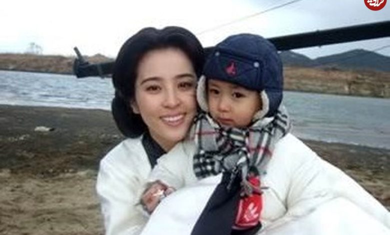 عکس؛ سفر در زمان؛ «سوسانو، جومونگ، اویی، ماری و هیوبو» در پشتصحنه سریال جومونگ؛ سال 2006 عکس؛ سفر در زمان؛ «سوسانو، جومونگ، اویی، ماری و هیوبو» در پشتصحنه سریال جومونگ؛ سال 2006