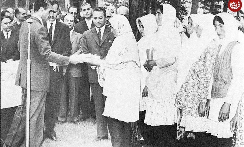 سفر در زمان؛ پدیده باج‌گیری رسانه‌ای در دوره پهلوی دوم