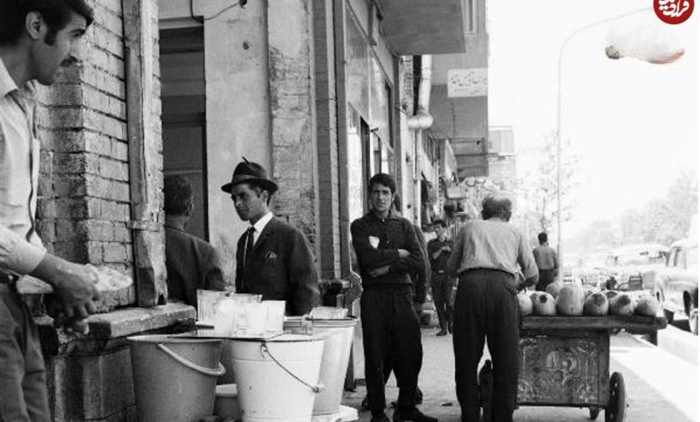 تصاویر؛ سفر در تاریخ؛ تابستان گرم با نوشیدنی خنک در تهران قدیم تصاویر؛ سفر در تاریخ؛ تابستان گرم با نوشیدنی خنک در تهران قدیم