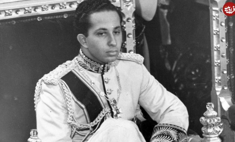 عکس؛ سفر در زمان؛ «آخرین پادشاه عراق در حال تعمیر دوچرخه اش»؛ سال 1324 عکس؛ سفر در زمان؛ «آخرین پادشاه عراق در حال تعمیر دوچرخه اش»؛ سال 1324