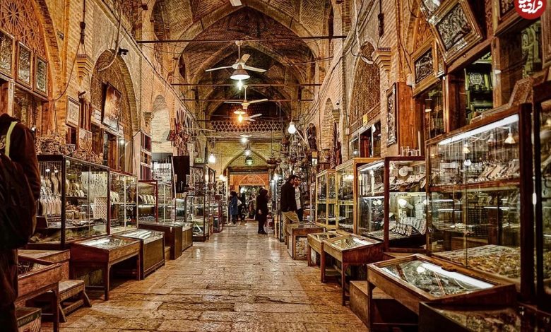 عکس؛ سفر در زمان؛ شکل و شمایل «دستفروشان در بازار اصفهان؛ سال 1306 عکس؛ سفر در زمان؛ شکل و شمایل «دستفروشان در بازار اصفهان؛ سال 1306