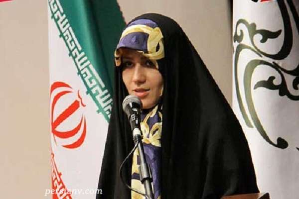 سکانس روز | میز عزای زهرا میرزایی مجری شناخته شده با شمع آرایی خاص / تصاویر ناراحت کننده از مراسم ختم چهره معروف تلویزیونی سکانس روز | میز عزای زهرا میرزایی مجری شناخته شده با شمع آرایی خاص / تصاویر ناراحت کننده از مراسم ختم چهره معروف تلویزیونی