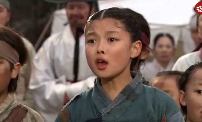 عکس؛ سفر در زمان؛ «بازیگر نقش کودکی دونگ یی» در 13 و 25 سالگی؛ سال 91 و 1402 عکس؛ سفر در زمان؛ «بازیگر نقش کودکی دونگ یی» در 13 و 25 سالگی؛ سال 91 و 1402