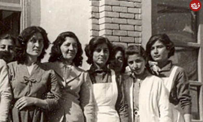 عکس؛ سفر به تاریخ؛ دخترهای دبیرستان ثریا بعد از «کلاس خانهداری»؛ سال 1322 عکس؛ سفر به تاریخ؛ دخترهای دبیرستان ثریا بعد از «کلاس خانهداری»؛ سال 1322