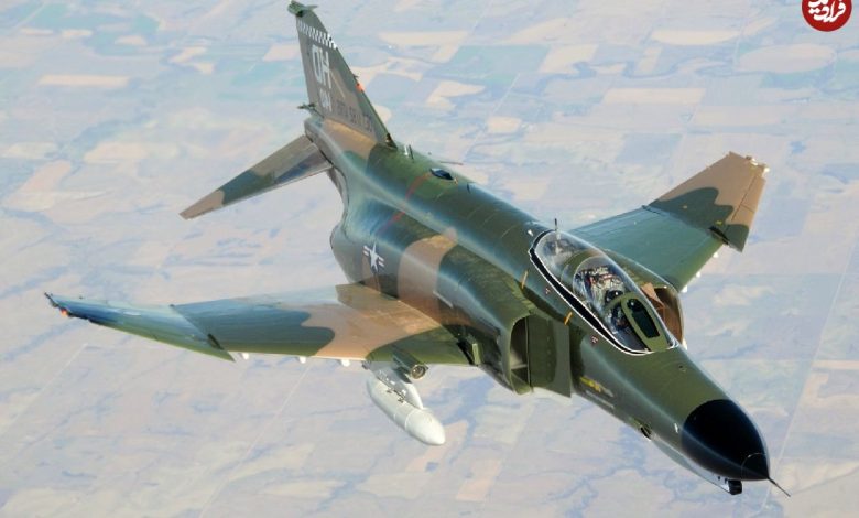 عکس؛ سفر در تاریخ؛ «جنگنده F-4 در حال سوخت گیری هوایی در کنار دماوند»؛ سال 56 عکس؛ سفر در تاریخ؛ «جنگنده F-4 در حال سوخت گیری هوایی در کنار دماوند»؛ سال 56