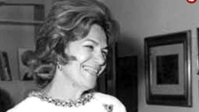 عکس؛ سفر به تاریخ؛ «مادرزن محمدرضا پهلوی» در 22 سالگی با لباس نظامی در کنار شوهرش؛ سال 1320