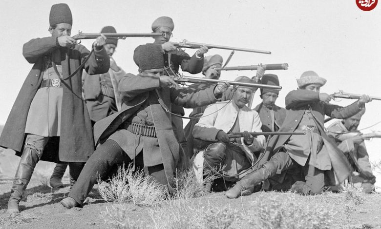 تصاویر؛ سفر به عصر قاجار؛ از «توپخانۀ مرزی خراسان» تا «مانور نظامی در اصفهان» تصاویر؛ سفر به عصر قاجار؛ از «توپخانۀ مرزی خراسان» تا «مانور نظامی در اصفهان»