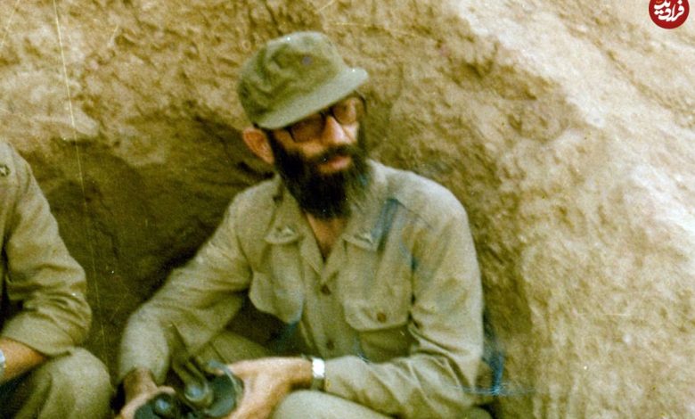 ببینید؛ سفر به تاریخ؛ حضور «رهبر انقلاب» با لباس نظامی در منطقۀ عملیاتی والفجر 10؛ سال 1366 ببینید؛ سفر به تاریخ؛ حضور «رهبر انقلاب» با لباس نظامی در منطقۀ عملیاتی والفجر 10؛ سال 1366