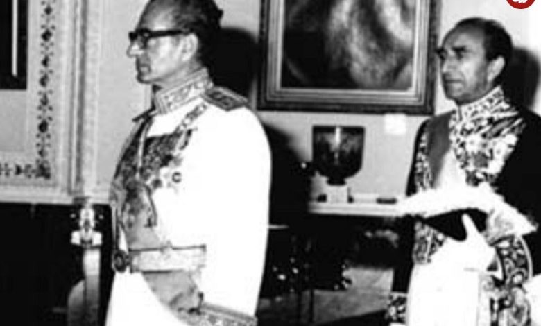 سفر در زمان؛ یادداشت‌های علم، یکشنبه ۸ مرداد ۱۳۵۱ تا پنجشنبه ۱۲ مرداد ۱۳۵۱