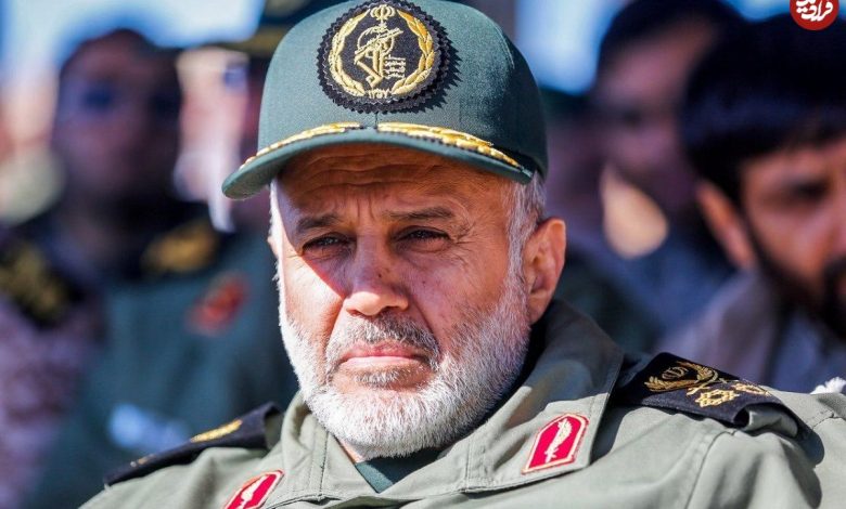 عکس؛ سفر در زمان؛ «سرلشکر رشید، رحیم صفوی و 7 رزمنده دیگر در جبهه»؛ دهه 60