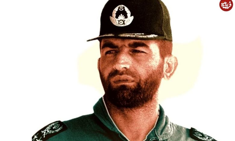 عکس؛ سفر در زمان؛ «عباس بابایی» بعد یک جلسه نظامی با لباس خلبانی؛ اواخر دهه 50