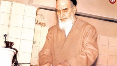 عکس؛ سفر به تاریخ؛ «امام خمینی (ره)» در کنار برادر بزرگترشان «آیت‌الله پسندیده»