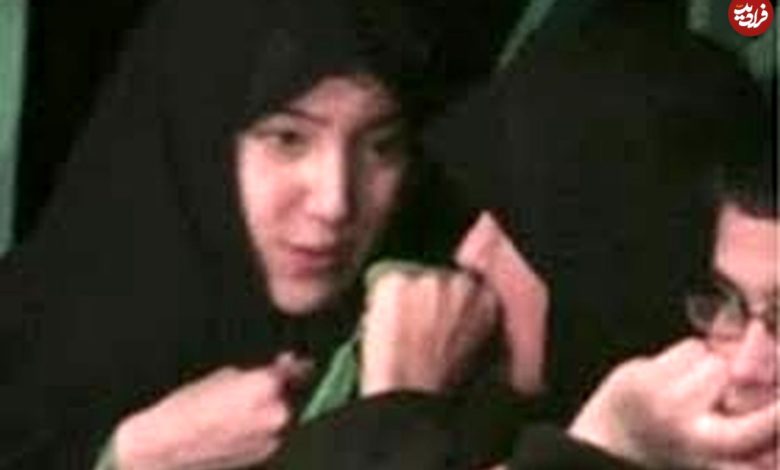 عکس؛ سفر به تاریخ؛ «هاشمی رفسنجانی» در کنار نوۀ دختریاش «مونا لاهوتی»؛ اوایل دهۀ 90 عکس؛ سفر به تاریخ؛ «هاشمی رفسنجانی» در کنار نوۀ دختریاش «مونا لاهوتی»؛ اوایل دهۀ 90