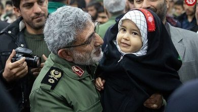 عکس؛ سفر به تاریخ؛ «سردار قاآنی» در کنار «امیر سیاری» در مراسم تنفیذ ریاست جمهوری پزشکیان؛ سال 1403