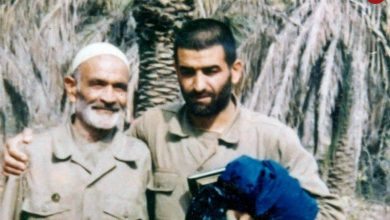 عکس؛ سفر به تاریخ؛ «شهید عباس بابایی و شهید جواد فکوری» در ملاقات با امام خمینی