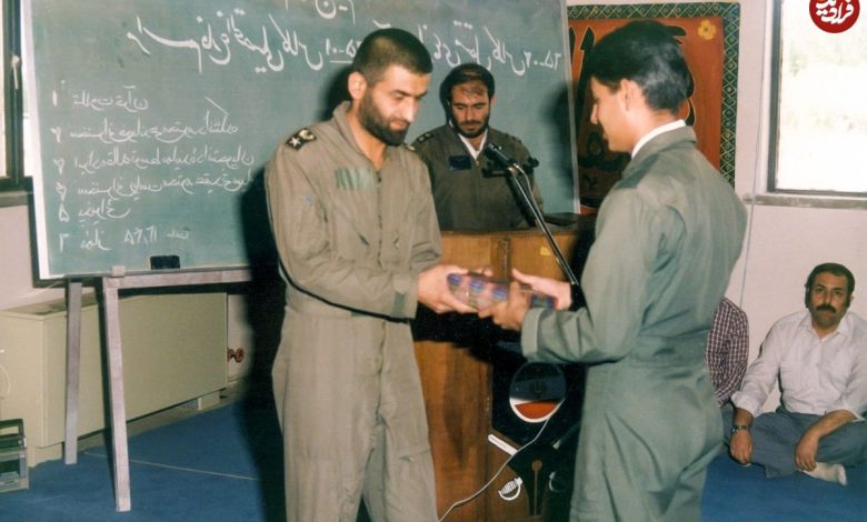 عکس؛ سفر در تاریخ؛ «شهید بابایی» در لباس خلبانی و درجه سرهنگ دومی؛ اواخر دهه 50 عکس؛ سفر در تاریخ؛ «شهید بابایی» در لباس خلبانی و درجه سرهنگ دومی؛ اواخر دهه 50