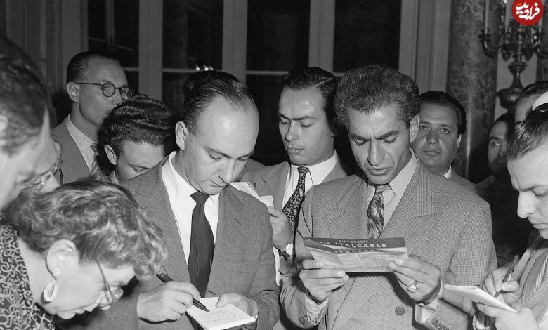 عکس؛ سفر در زمان؛ «محمدرضا پهلوی در دوران نوجوانی در لباس نظامی»؛ دهه 1300 عکس؛ سفر در زمان؛ «محمدرضا پهلوی در دوران نوجوانی در لباس نظامی»؛ دهه 1300