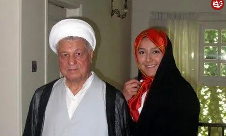 عکس؛ سفر به تاریخ؛ «هاشمی رفسنجانی» در جشن تولد خصوصیاش در کنار اعضای خانواده؛ سال 1394 عکس؛ سفر به تاریخ؛ «هاشمی رفسنجانی» در جشن تولد خصوصیاش در کنار اعضای خانواده؛ سال 1394