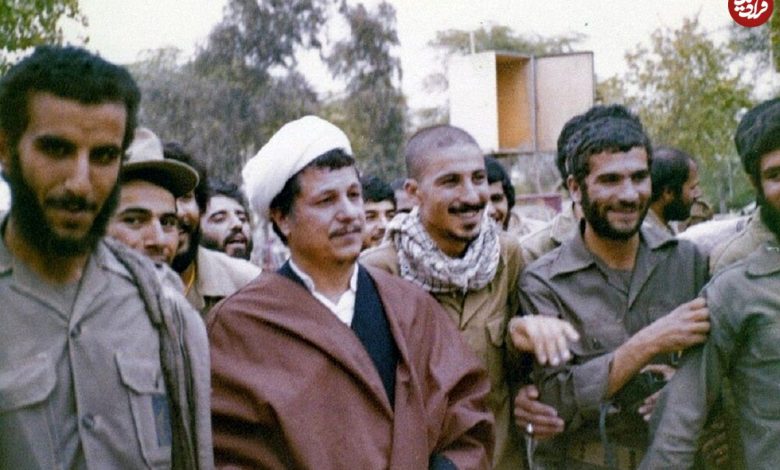 عکس؛ سفر در زمان؛ «هاشمی رفسنجانی» با لباس ارتش در جبهه؛ دهه 60 عکس؛ سفر در زمان؛ «هاشمی رفسنجانی» با لباس ارتش در جبهه؛ دهه 60
