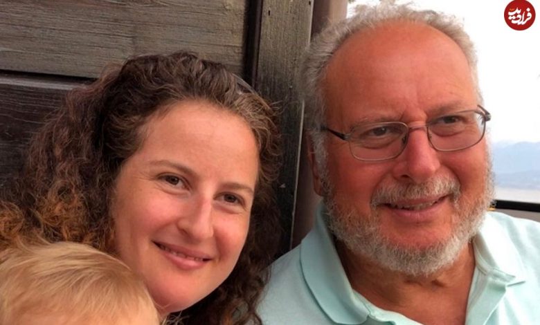 عکس؛ سفر در زمان؛ «آخرین پادشاه مصر و دخترش» در کنار اهرام ثلاثه؛ سال 1370 عکس؛ سفر در زمان؛ «آخرین پادشاه مصر و دخترش» در کنار اهرام ثلاثه؛ سال 1370