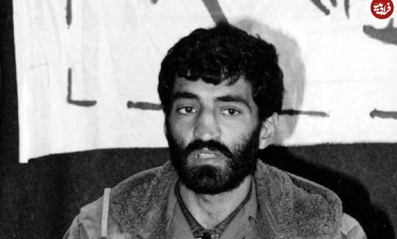 عکس؛ سفر در زمان؛ «احمد متوسلیان در کنار محسن رضایی در جبهه»؛ 14 دی 60 عکس؛ سفر در زمان؛ «احمد متوسلیان در کنار محسن رضایی در جبهه»؛ 14 دی 60