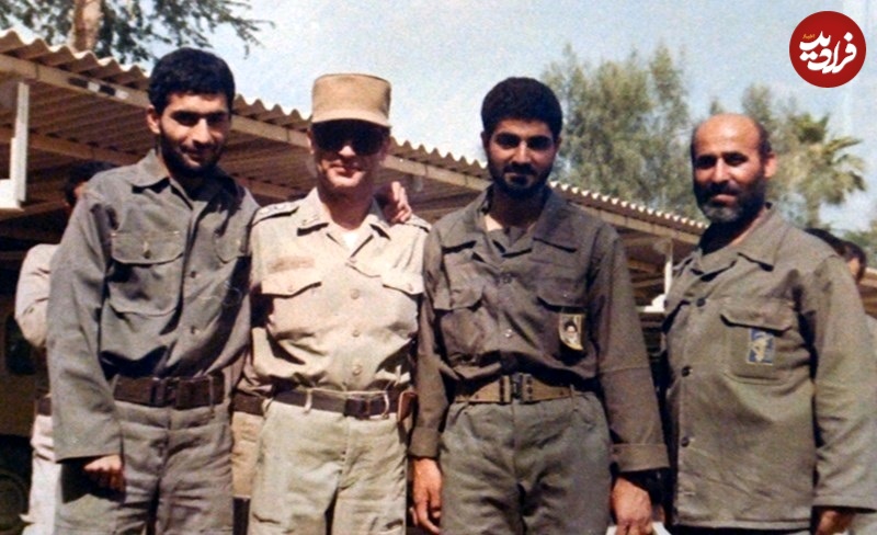 عکس؛ سفر به تاریخ؛ «سردار سلیمانی» در کنار «پدر صنعت موشکی ایران» در جبهه؛ دهۀ 60