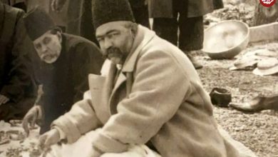 عکس؛ سفر به تاریخ؛ «اتابک، صدراعظم ناصرالدین شاه» در حال قلیان‌کشی در لواسانات