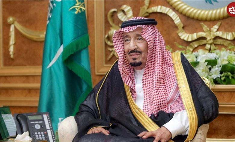 عکس؛ سفر در زمان؛ «ملک سلمان پادشاه عربستان در 3 سالگی در کنار پدرش»؛ سال 1317 عکس؛ سفر در زمان؛ «ملک سلمان پادشاه عربستان در 3 سالگی در کنار پدرش»؛ سال 1317