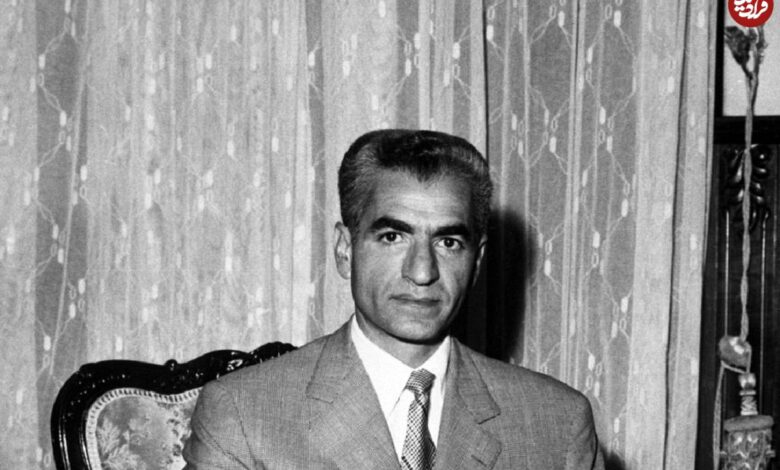 عکس؛ سفر در زمان؛ «دکتر مصدق در کنار محمدرضا پهلوی»؛ سال 1331 عکس؛ سفر در زمان؛ «دکتر مصدق در کنار محمدرضا پهلوی»؛ سال 1331