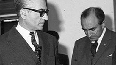 سفر در زمان؛ یادداشت‌های علم، پنجشنبه ۲۶ مرداد ۱۳۵۱: نخواستم به شاه بگویم ازت نمی ترسم