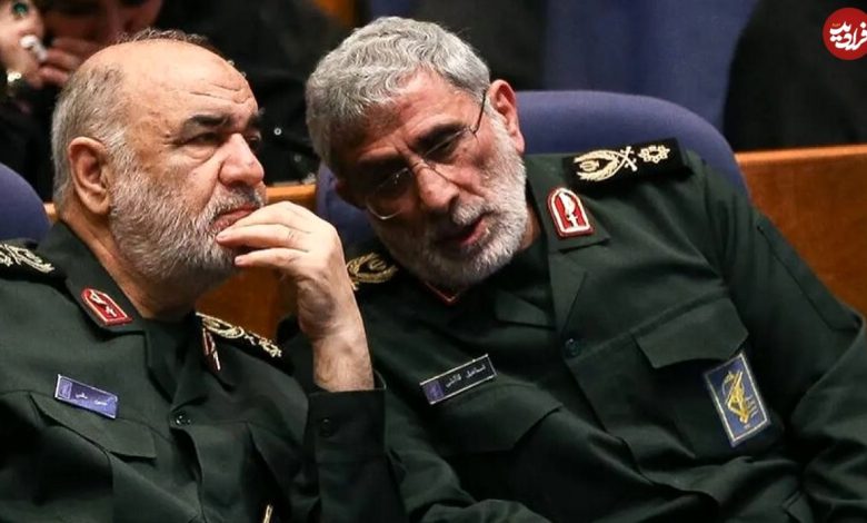 عکس؛ سفر به تاریخ؛ «سردار قاآنی» در 29 سالگی در جمع «شهدای غواص»؛ سال 1365 عکس؛ سفر به تاریخ؛ «سردار قاآنی» در 29 سالگی در جمع «شهدای غواص»؛ سال 1365