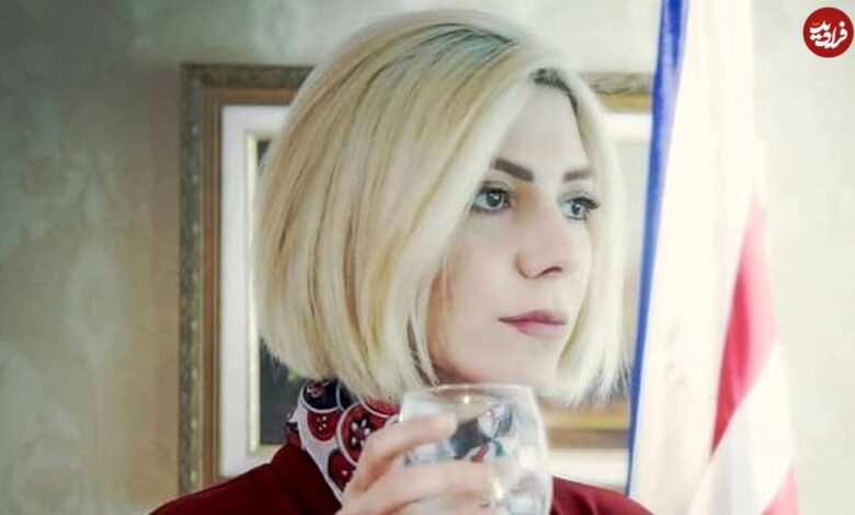 عکس؛ سفر زمان؛ چهرۀ «شارلوت» (سریال گاندو) در حال دعا کردن در کلیسا