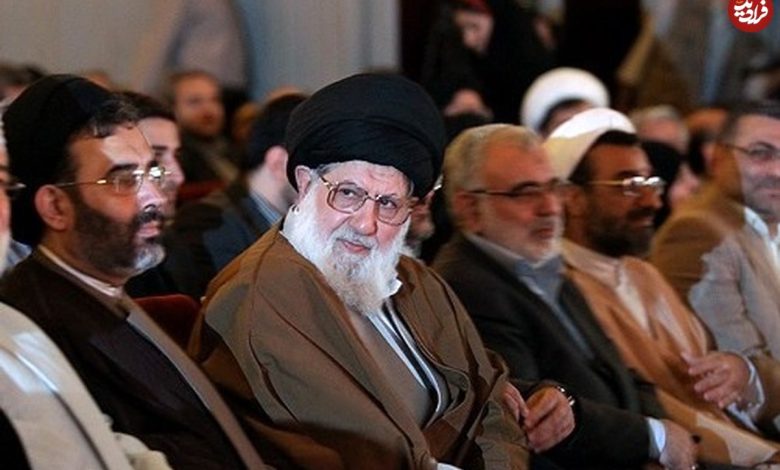 عکس؛ سفر به تاریخ؛ «سید محمد خامنهای و سید ابراهیم رئیسی» شب عاشورا در بیت رهبری؛ سال 98 عکس؛ سفر به تاریخ؛ «سید محمد خامنهای و سید ابراهیم رئیسی» شب عاشورا در بیت رهبری؛ سال 98