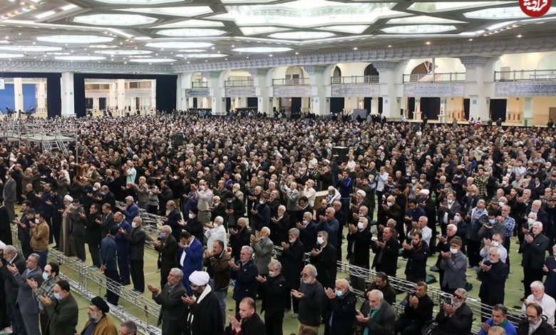 عکس؛ سفر به تاریخ؛ نماز جماعت تهرانیها؛ 130 سال قبل عکس؛ سفر به تاریخ؛ نماز جماعت تهرانیها؛ 130 سال قبل