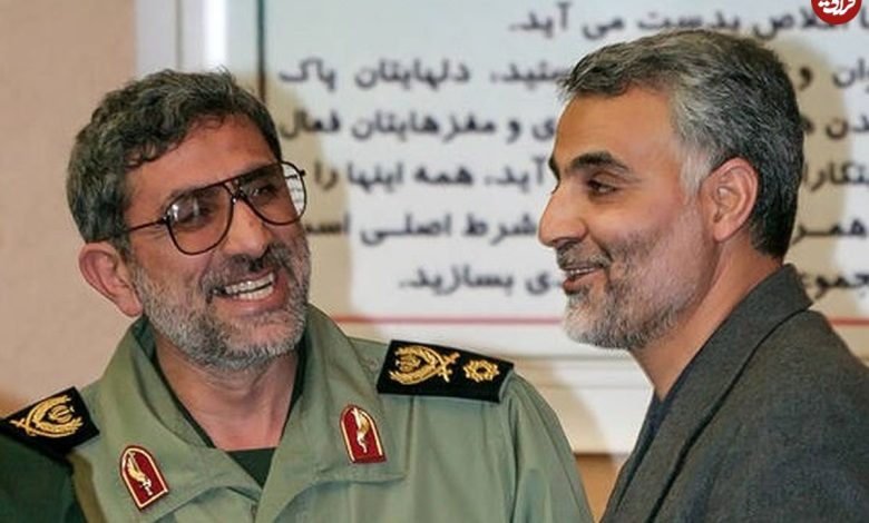 عکس؛ سفر به تاریخ؛ بوسۀ «سردار قاآنی» بر پیشانی «پسر سردار سلیمانی»؛ سال 1403 عکس؛ سفر به تاریخ؛ بوسۀ «سردار قاآنی» بر پیشانی «پسر سردار سلیمانی»؛ سال 1403