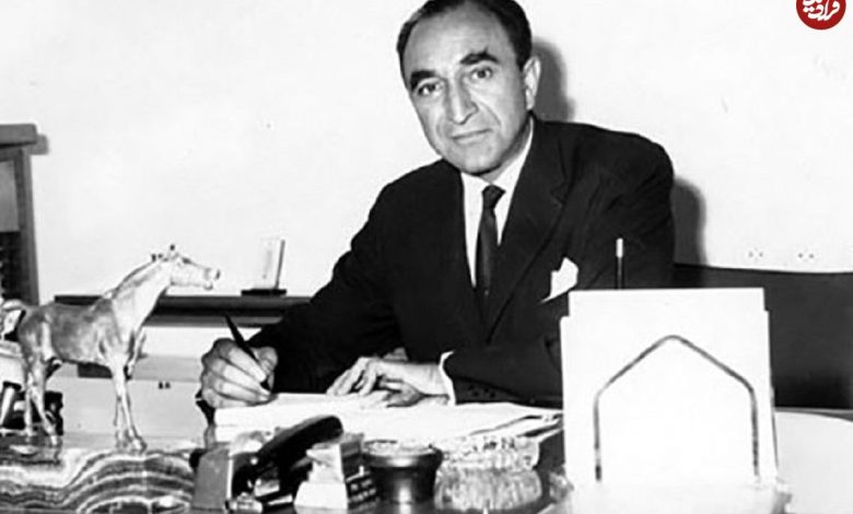 سفر در زمان؛ یادداشت‌های علم، یکشنبه ۵ شهریور ۱۳۵۱ تا سه شنبه ۲۸ شهریور ۱۳۵۱