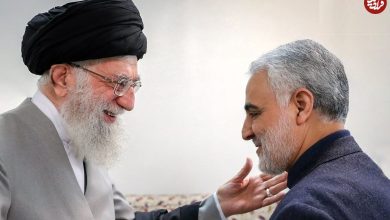 عکس؛ سفر به تاریخ؛ «سردار سلیمانی» و همرزمانش در ساحل خلیج فارس؛ دهۀ 60