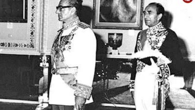 سفر در زمان؛ یادداشت‌های علم، شنبه ۱ مهر ۱۳۵۱: شاه گفت اسم مضحکی در اعلامیه ترکیه و عراق روی خلیج فارس گذاشته‌اند