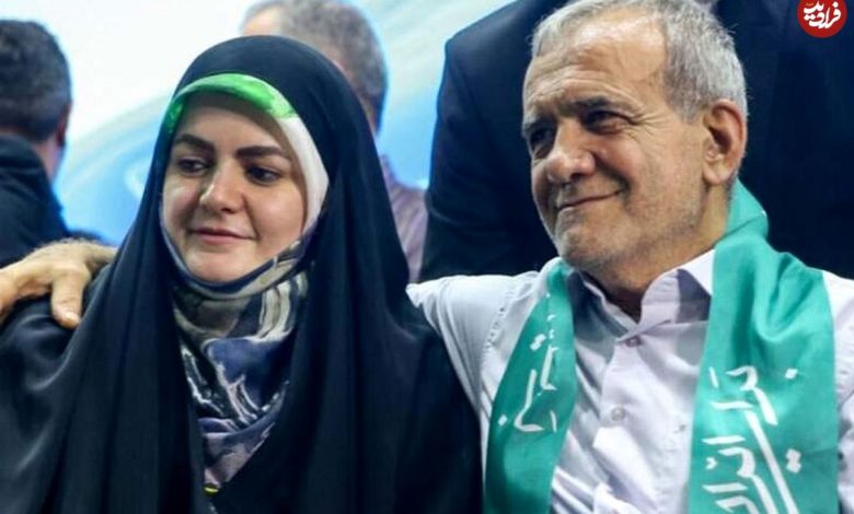 عکس؛ سفر به تاریخ؛ «زهرا پزشکیان» در کنار «زینب، دختر سردار سلیمانی» در یک مراسم؛ سال 1403