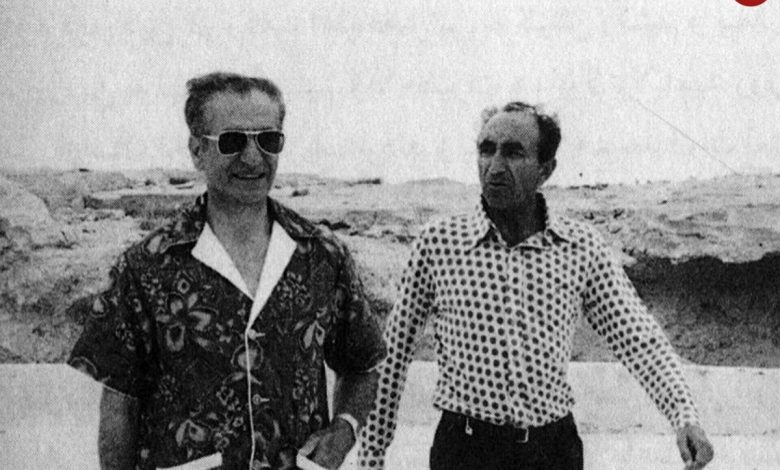 سفر در زمان؛ یادداشتهای علم، دوشنبه ۳ مهر ۱۳۵۱: شاه میگوید شورویها خیلی علاقهمند هستند که از اروپا خیالشان راحت شود سفر در زمان؛ یادداشتهای علم، دوشنبه ۳ مهر ۱۳۵۱: شاه میگوید شورویها خیلی علاقهمند هستند که از اروپا خیالشان راحت شود