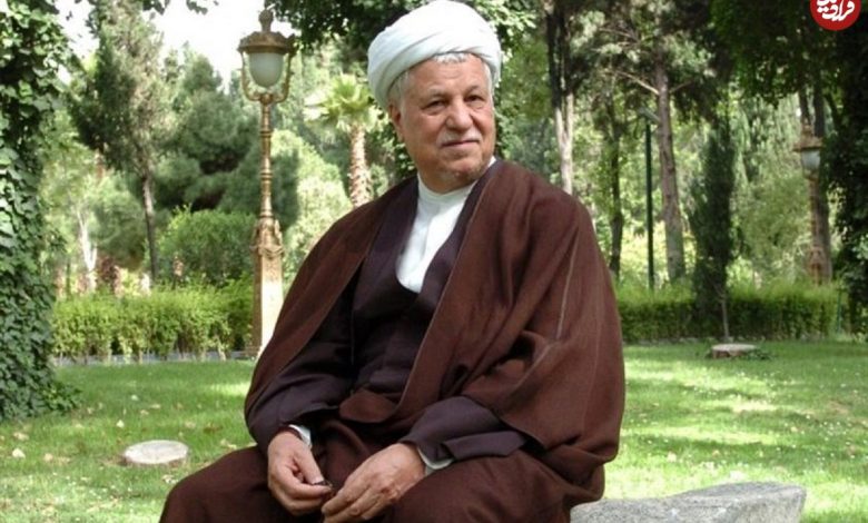 عکس؛ سفر در زمان؛ «آیت الله موحدی کرمانی در کنار هاشمی رفسنجانی»؛ اواخر دهه 50 عکس؛ سفر در زمان؛ «آیت الله موحدی کرمانی در کنار هاشمی رفسنجانی»؛ اواخر دهه 50