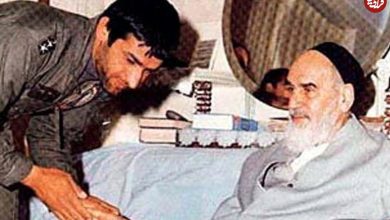 عکس؛ سفر به تاریخ؛ «شهید عباس بابایی» در 20 سالگی با تی‌شرت و شلوار جین در آمریکا؛ سال 1349