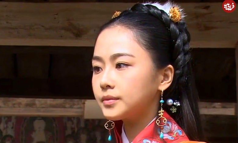 عکس؛ سفر زمان؛ چهرۀ «سونگ یانگ، ملکۀ بالهه» 19 سال بعد از «فرمانروا تهجویونگ» در 44 سالگی عکس؛ سفر زمان؛ چهرۀ «سونگ یانگ، ملکۀ بالهه» 19 سال بعد از «فرمانروا تهجویونگ» در 44 سالگی