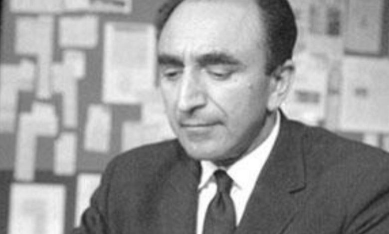 سفر در زمان؛ یادداشت‌های علم، یکشنبه ۵ شهریور ۱۳۵۱: روزنامه‌ها را مؤاخذه کردم که چرا نام تختی را برده‌اند