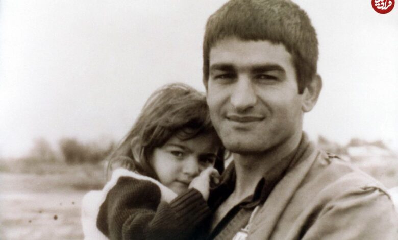 عکس؛ سفر در زمان؛ «عباس بابایی» در کنار رهبر انقلاب و فرماندهان ارتش؛ دهه 60 عکس؛ سفر در زمان؛ «عباس بابایی» در کنار رهبر انقلاب و فرماندهان ارتش؛ دهه 60