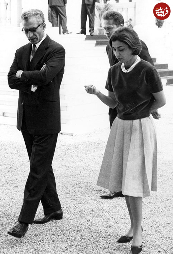 251299_924 251299_924