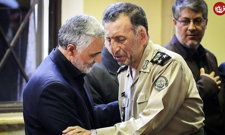 عکس؛ سفر به تاریخ؛ رهبر انقلاب با لباس بلوچی در کنار «سرلشکر سلیمی، فرماندۀ سابق ارتش»؛ دهۀ 60 عکس؛ سفر به تاریخ؛ رهبر انقلاب با لباس بلوچی در کنار «سرلشکر سلیمی، فرماندۀ سابق ارتش»؛ دهۀ 60