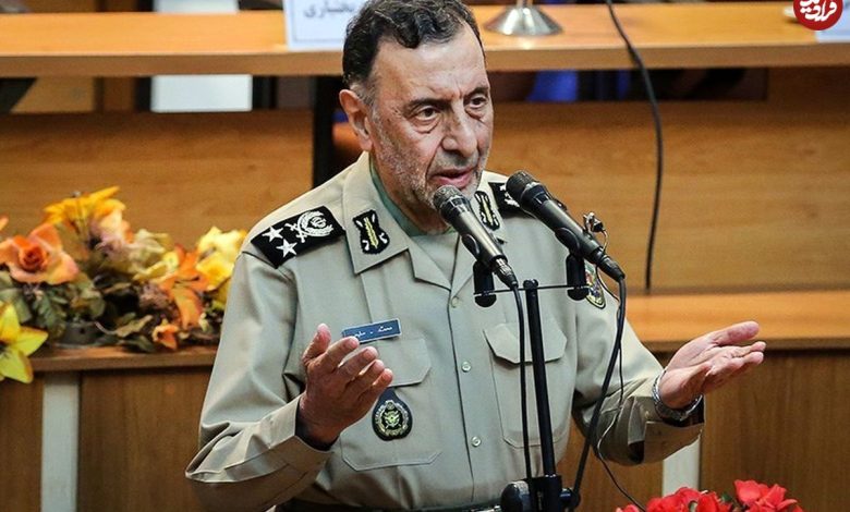 عکس؛ سفر در زمان؛ «سرلشکر سلیمی، فرمانده سابق ارتش و رهبر انقلاب» در جبهه؛ دهه 60 عکس؛ سفر در زمان؛ «سرلشکر سلیمی، فرمانده سابق ارتش و رهبر انقلاب» در جبهه؛ دهه 60